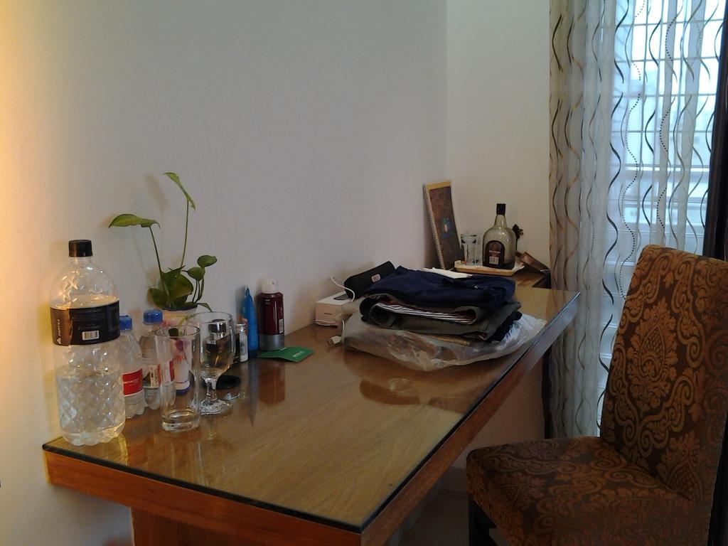 Hotel Afford Inn Dhaka Zimmer foto